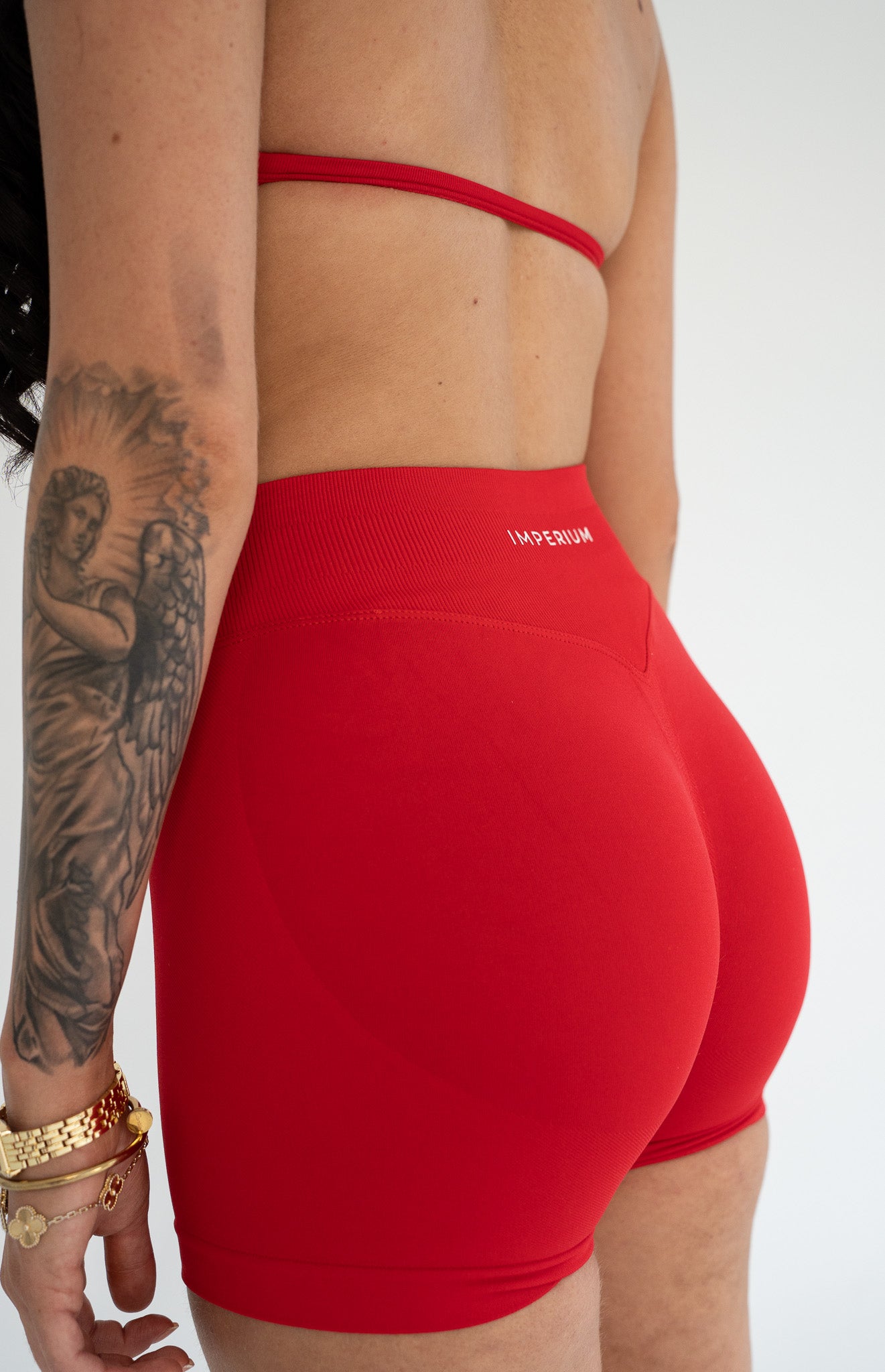 Core Sculpt Shorts | CRIMSON